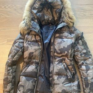 SAM Barneys NY Puffer Camo Coat